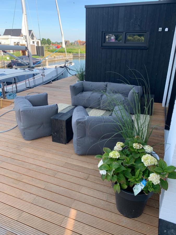 New High End Waterfront Family Villa 斯塔福伦 外观 照片