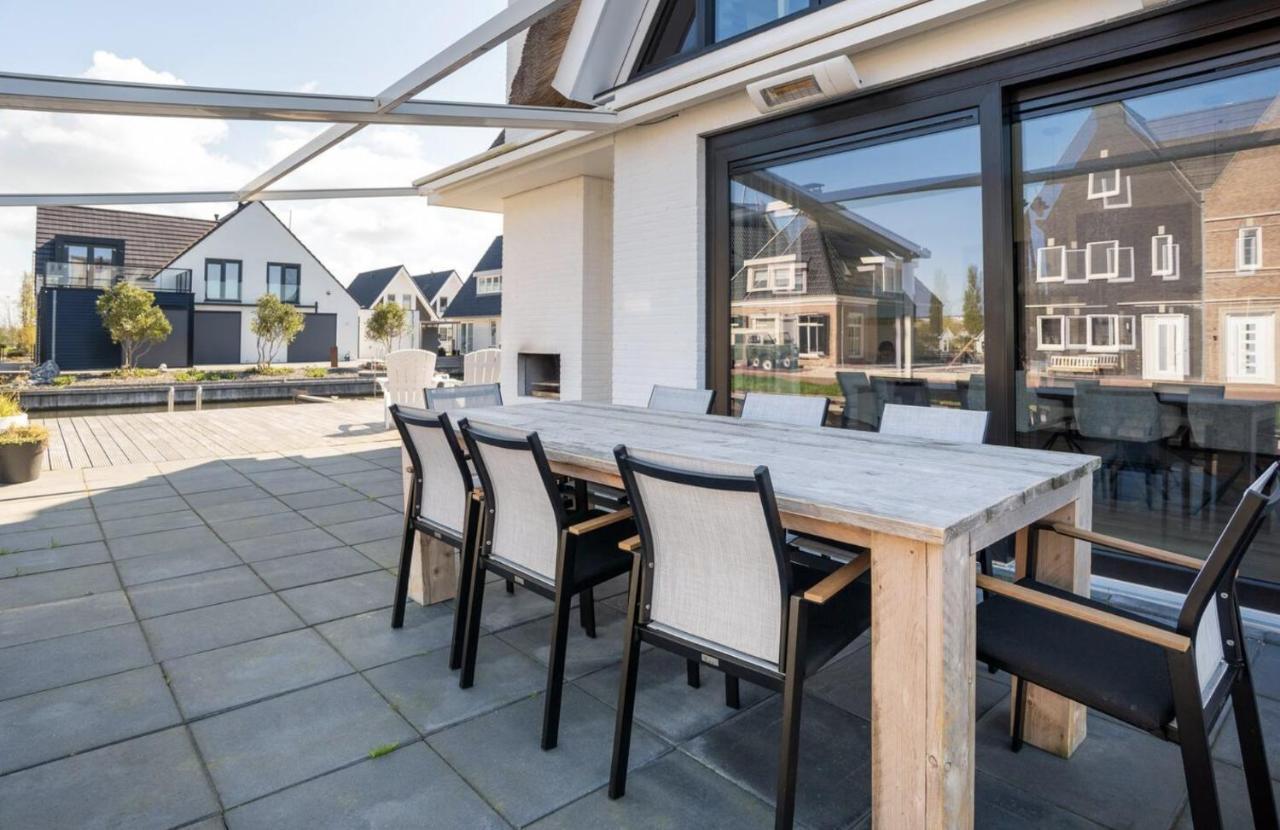 New High End Waterfront Family Villa 斯塔福伦 外观 照片